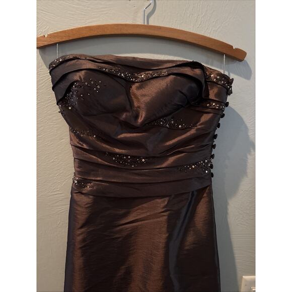 Bill Levkoff Strapless Floor-Length Formal Gown Size 0 Prom, w/ Crystals - Picture 11 of 12